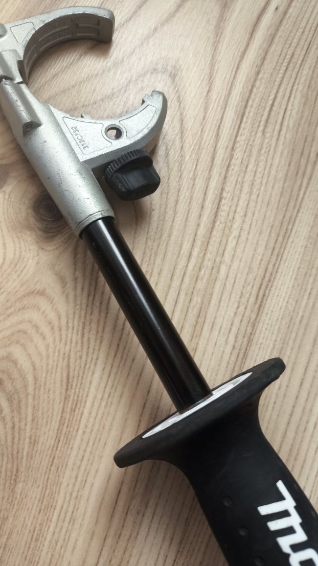Странична дръжка Makita  312C732