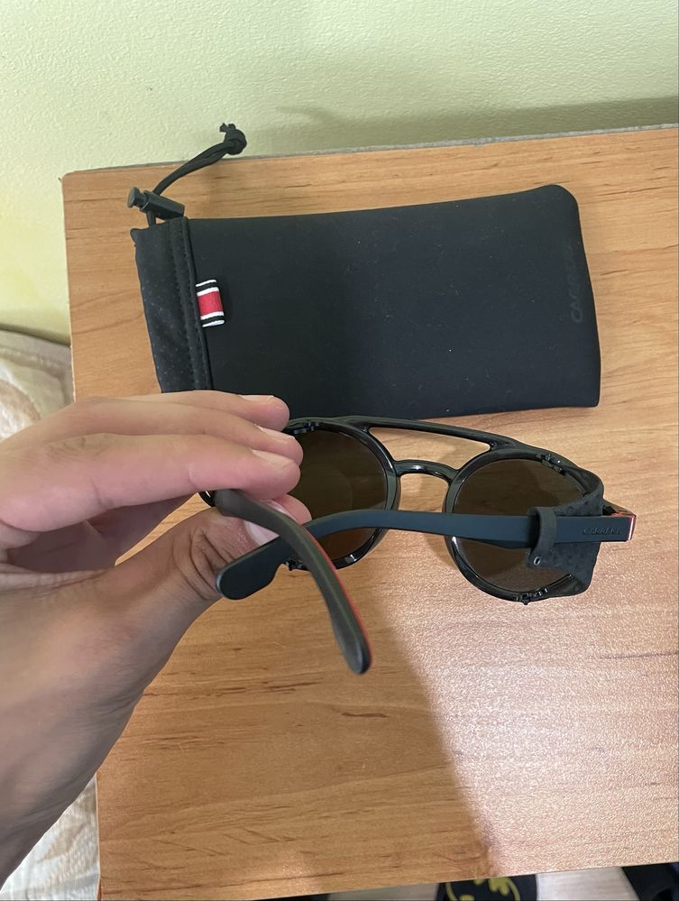 Продавам очила carrera без забележка