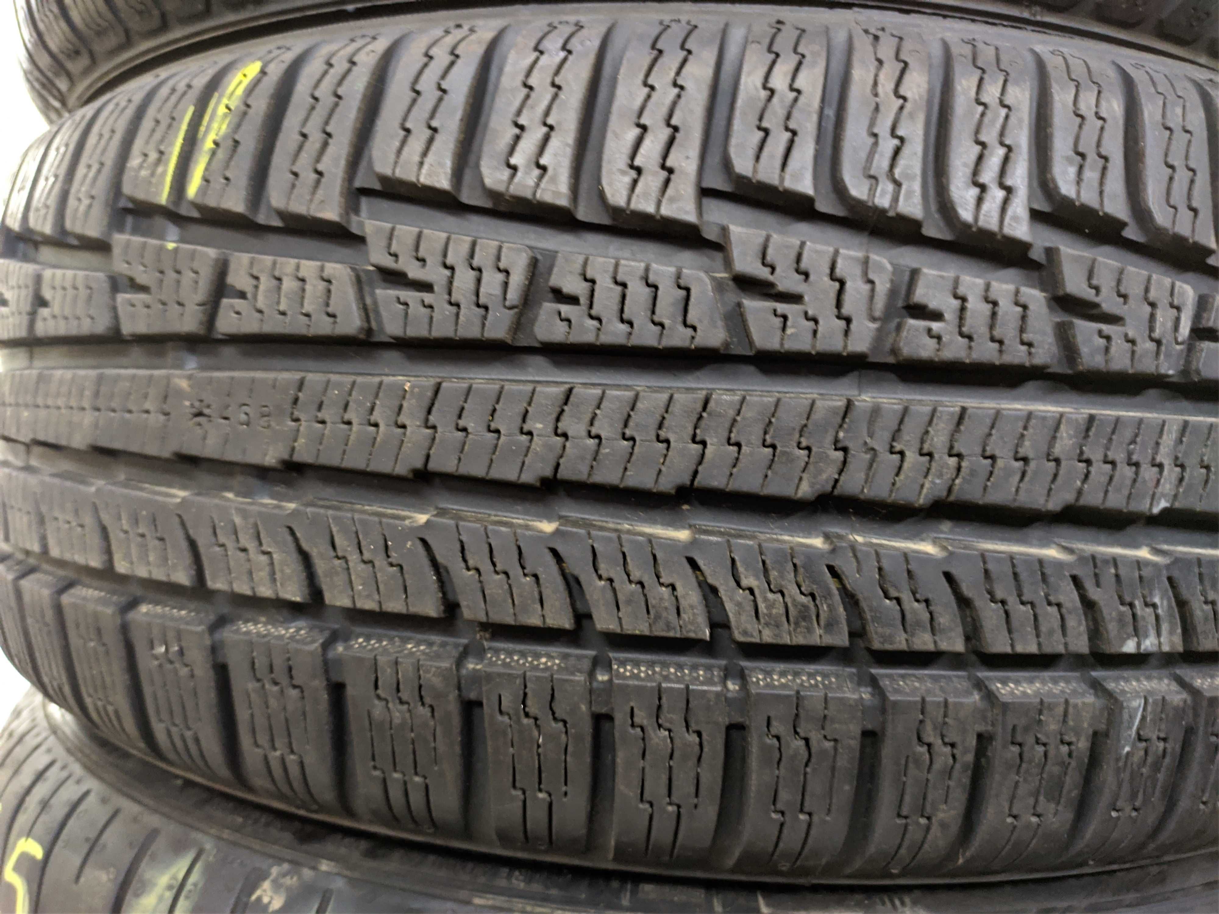 2бр Всесезонни гуми 205 55 16 - Nokian