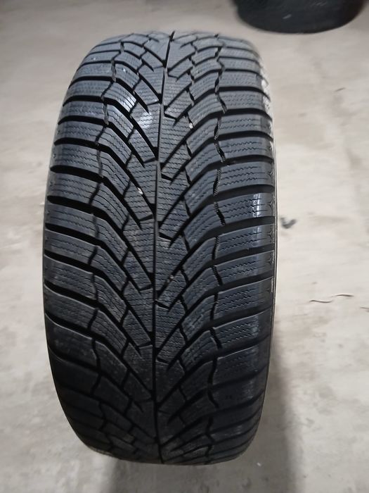 Kumho Wintercraft 225/50 R17 98V