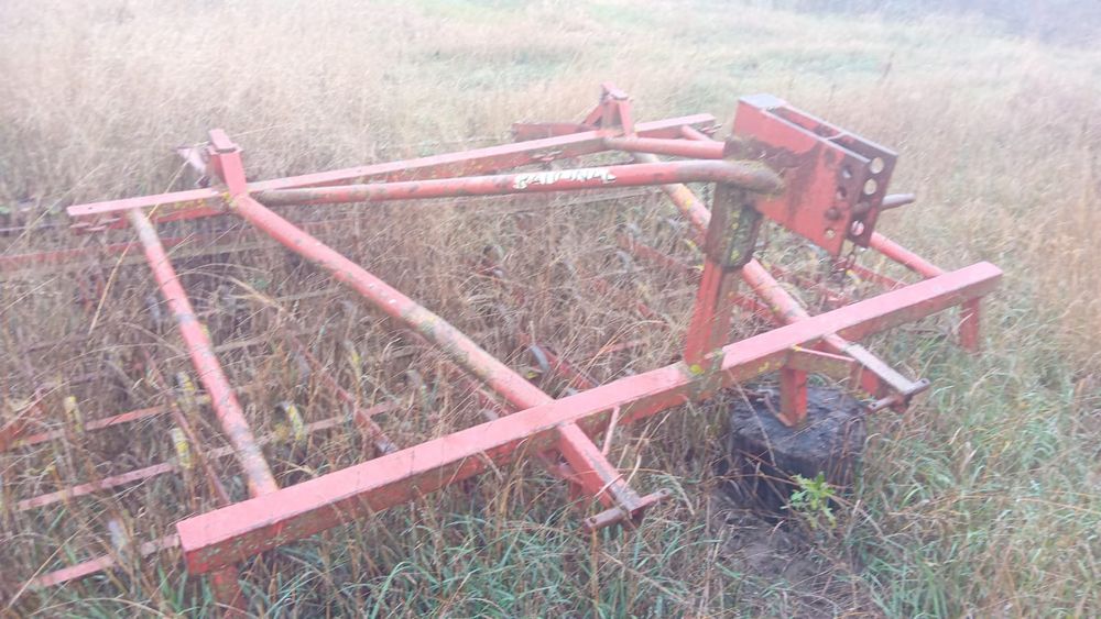 Vând sau schimb tot ce se vede