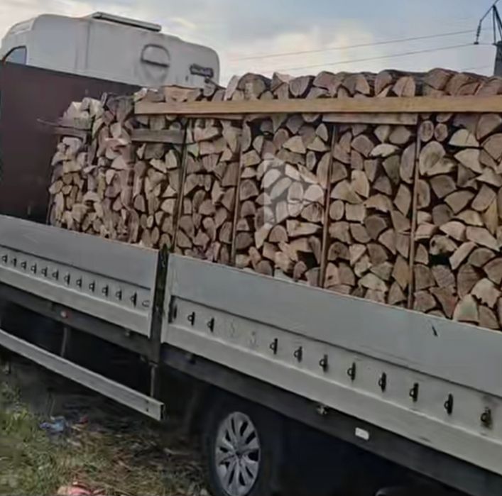 Vând lemne de foc esențe tari livrare ori ce judet