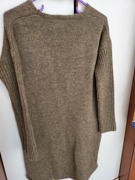 Топла рокля Mango с вълна в състава