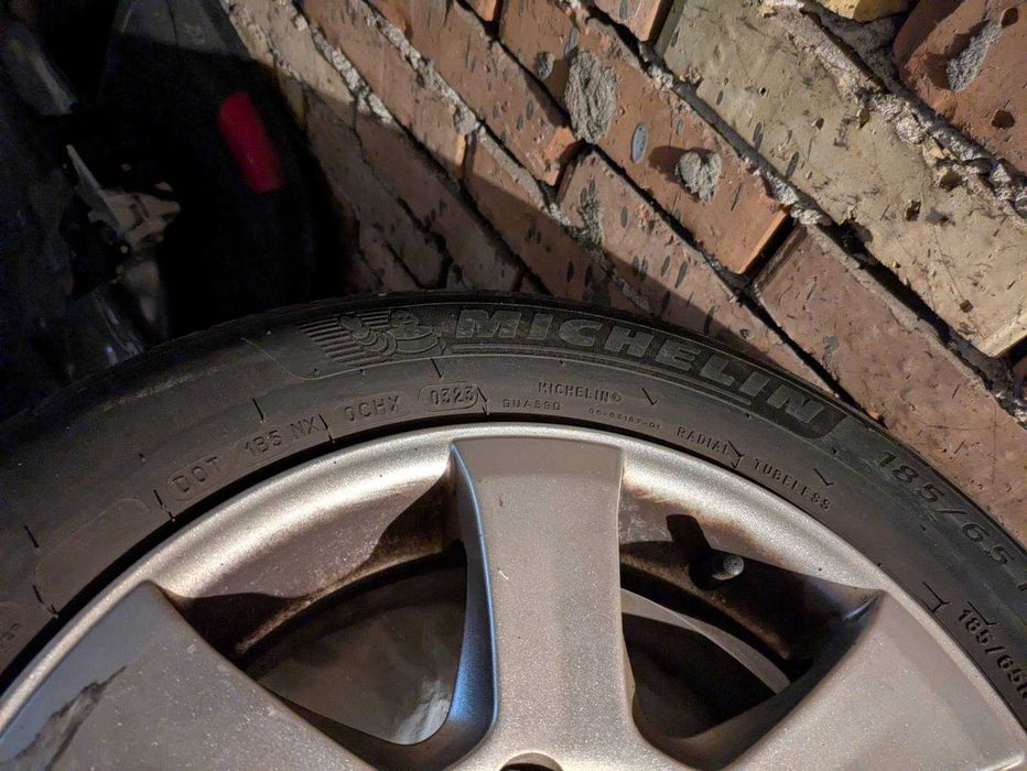 Гуми Michelin 185/65R 15