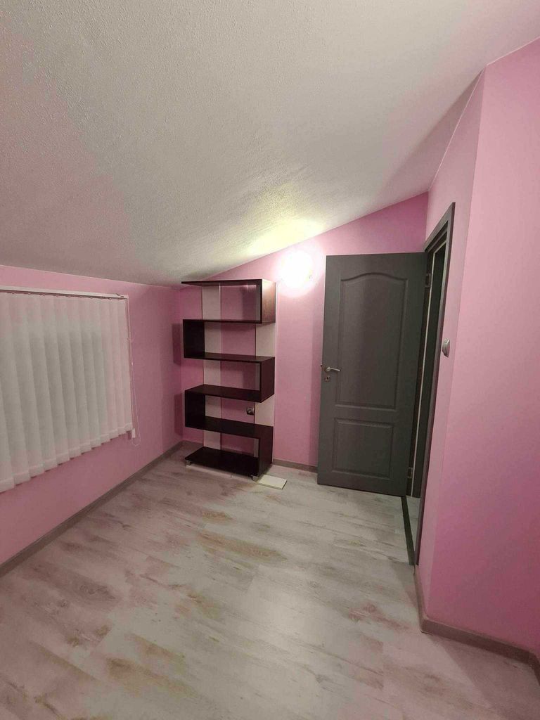 Продава се Четиристаен апартамент в Хисаря - 105 кв.м за 777 €/кв.м - Снимка #13
