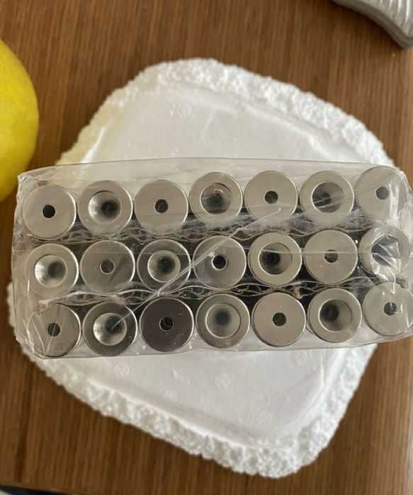Неодимовый магнит 15×8×3 мм. N38 [NiCuNi]