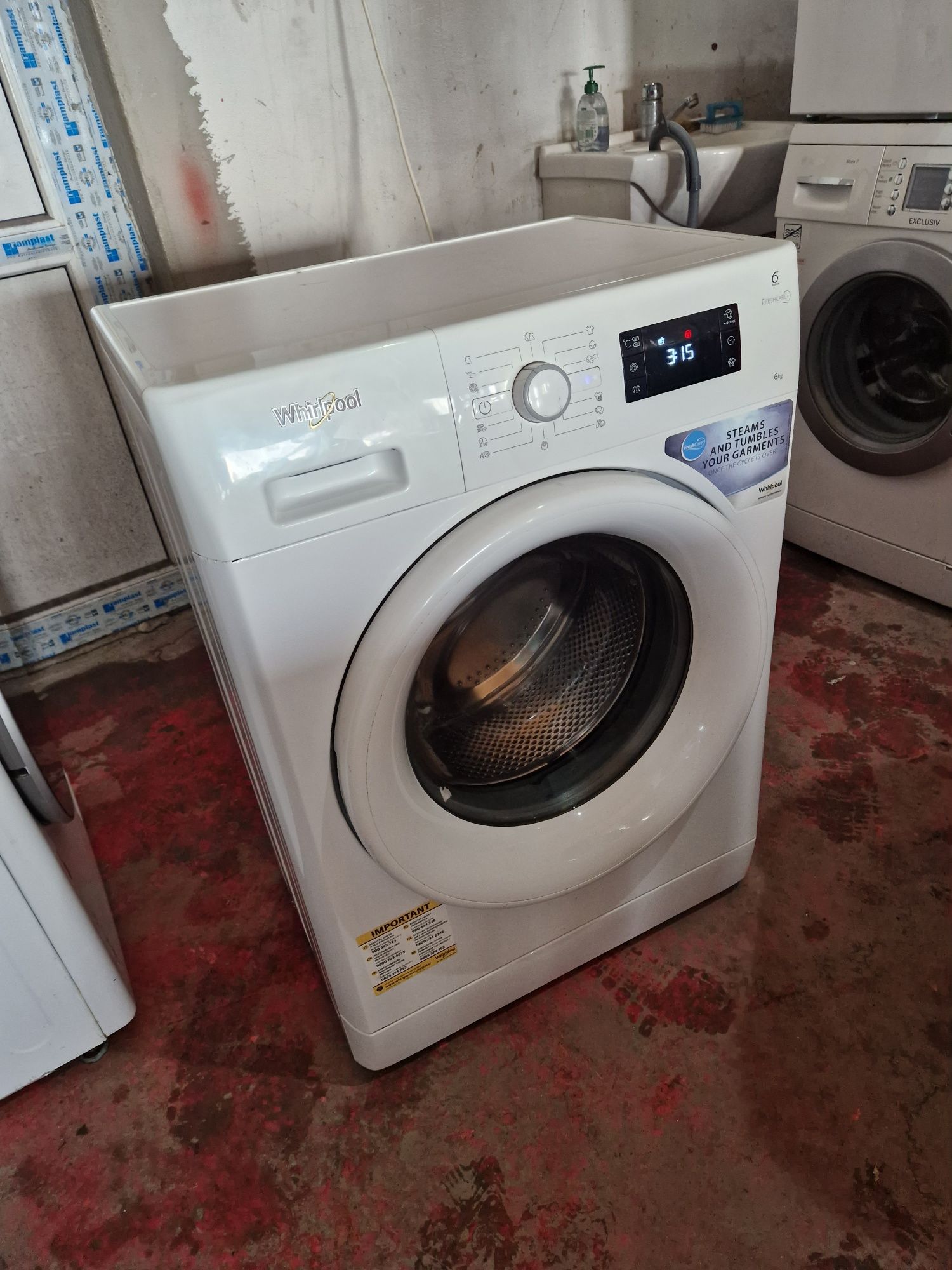 Masina de spalat Whirlpool slim