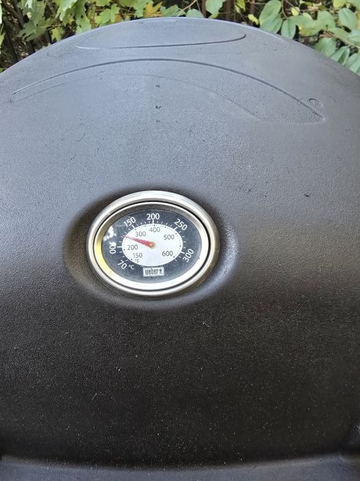 Grătar Weber Gaz Q3000,Masă,Husă, Rotisor original