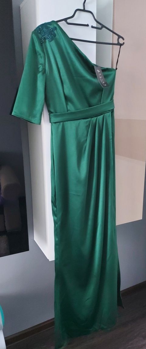 Rochie de ocazie, noua