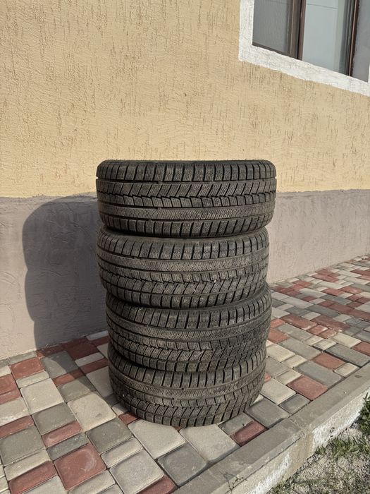 Шины зимние r17, 4шины в комплекте