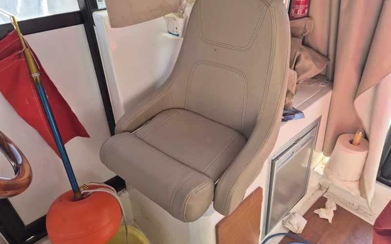 JEANNEAU merry fisher 690 marlin