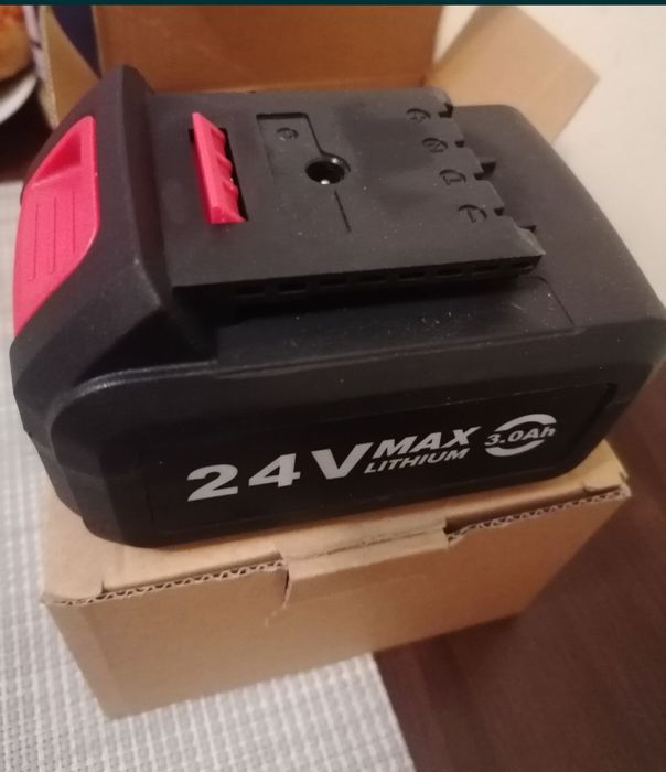 Acumulatori Masini infiletat,mini cositoare,firiz 24V, 3.0Ah