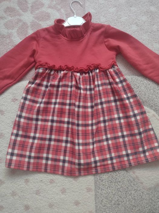 Детска рокля чисто нова