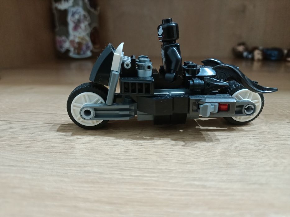 Лего Веном из турци  в хорошем состоянии