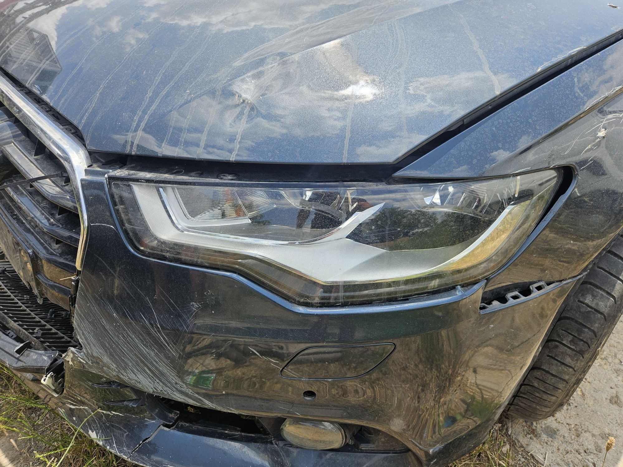 Фарове за AUDI A6 2012godina