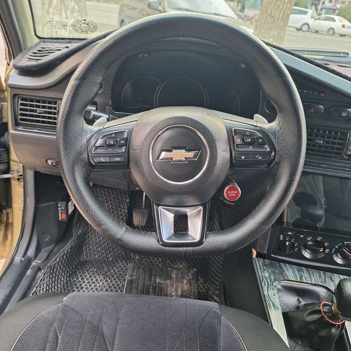 Nexia 2 sotiladi. 2009 - yil