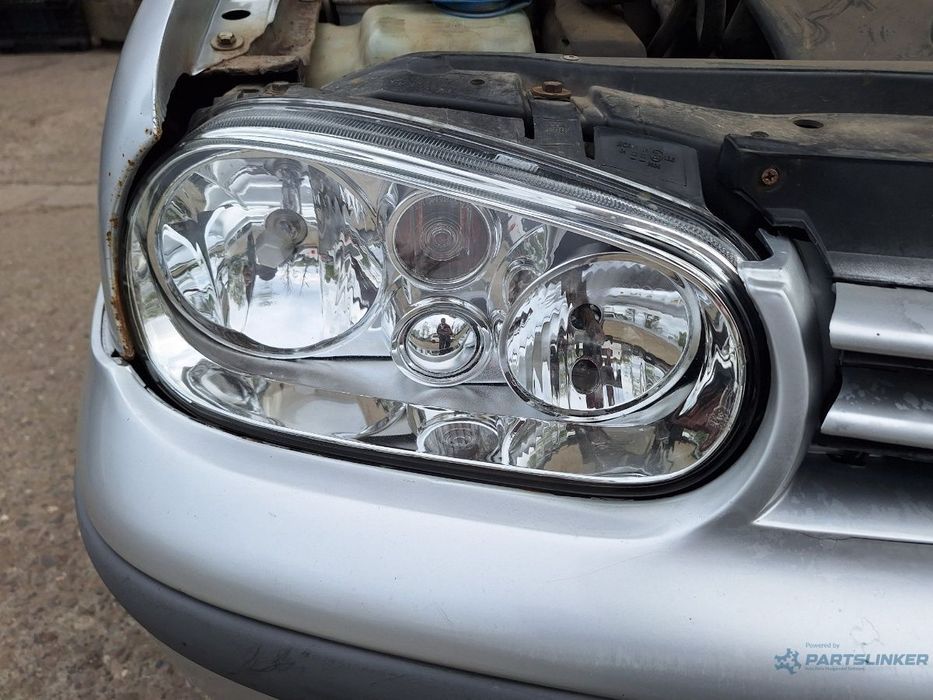 Far dreapta halogen fara proiector ceata VOLKSWAGEN GOLF IV Variant 1J5 1999 - 2006