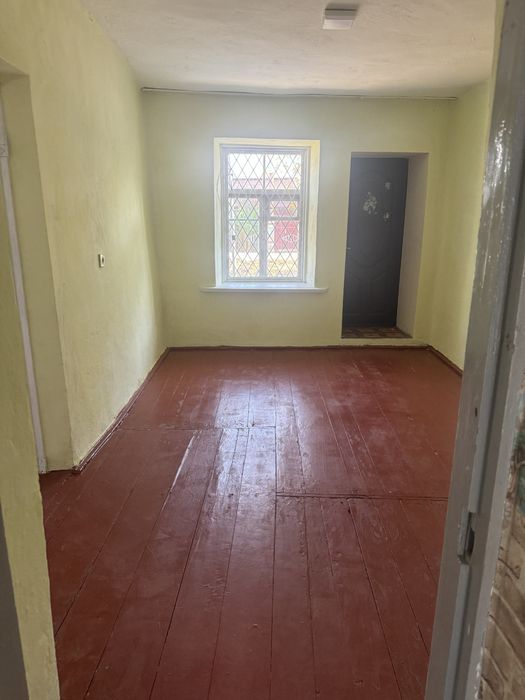 3 xonali xovli ijaraga beriladi