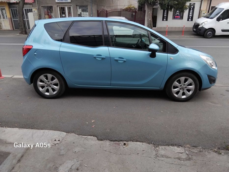 Opel Meriva  B  numai 34700 km