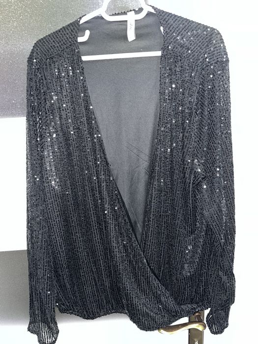 Bluza eleganta cu paiete