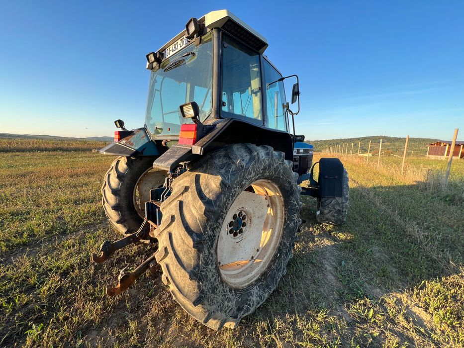 Tractor Ford NewHolland 7840 6 cilindrii 100cp
