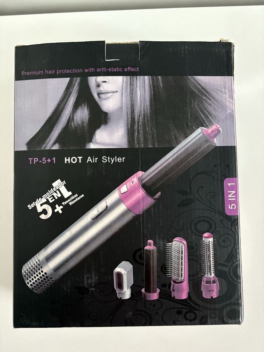 Продам фен с насадками