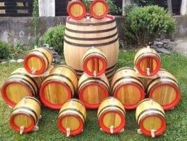 Butoaie de lemn. Producem și la comanda. Material SALCAM SI STEJAR