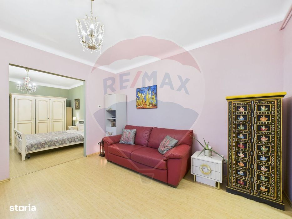 Apartament cu 2 camere de vânzare pe strada Londra in zona Capitale