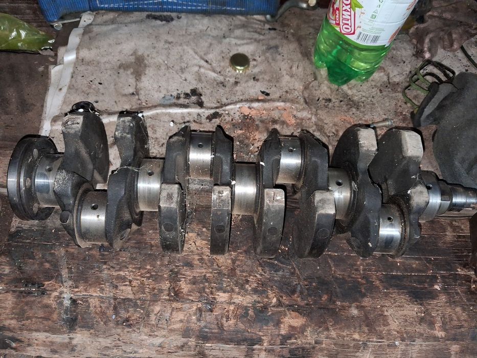 Продам коленвал ваз 2110 8кл. Стандарт