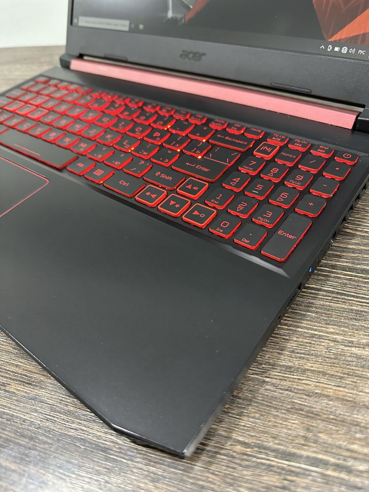 мощный 8-ядерный ноутбук Acer NITRO, видео 4гб