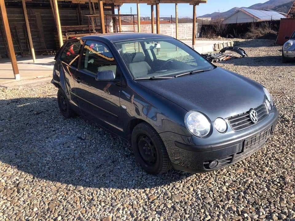 Vw polo 1.2 12v AZQ на части