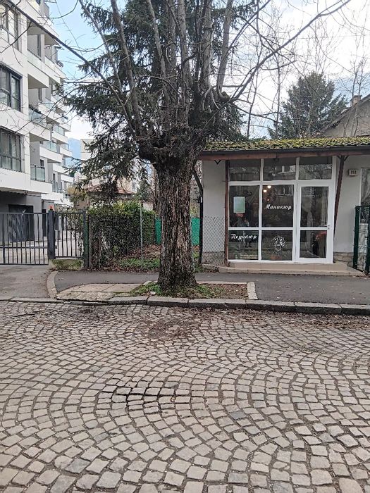 МАГАЗИН  -36 кв.м.  със собствен  двор 100 кв.м.София, Павлово