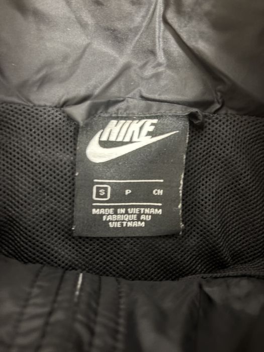Jacheta Nike neagra originala-noua,marimea S, barbati