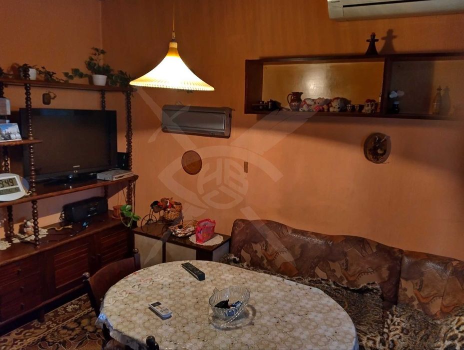 Продава се Тристаен апартамент в Варна, Възраждане 1 - 85 кв.м за 1412 €/кв.м - Снимка #2