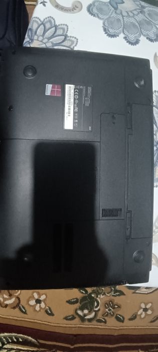 Noutbuk Samsung  NP355E5C-S05RU