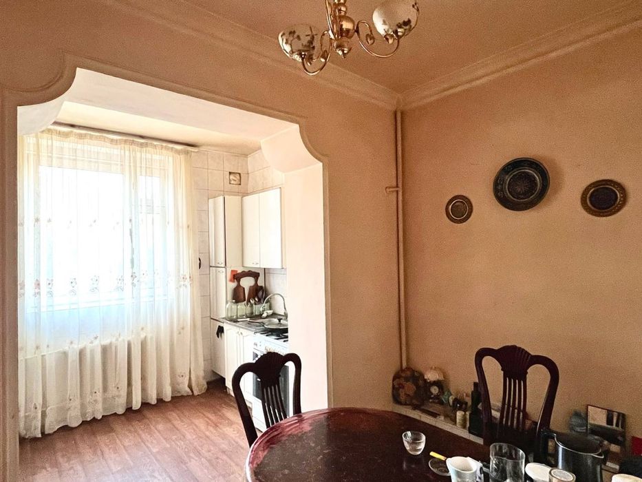 Продается Банковская квартира Чиланзар Ц квартал