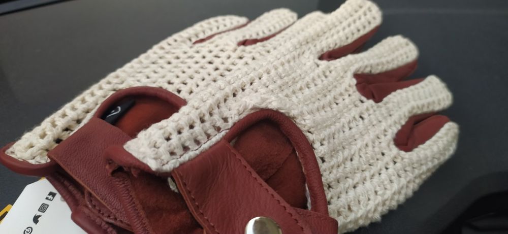 Ръкавици за шофиране от естествена кожа с плетка