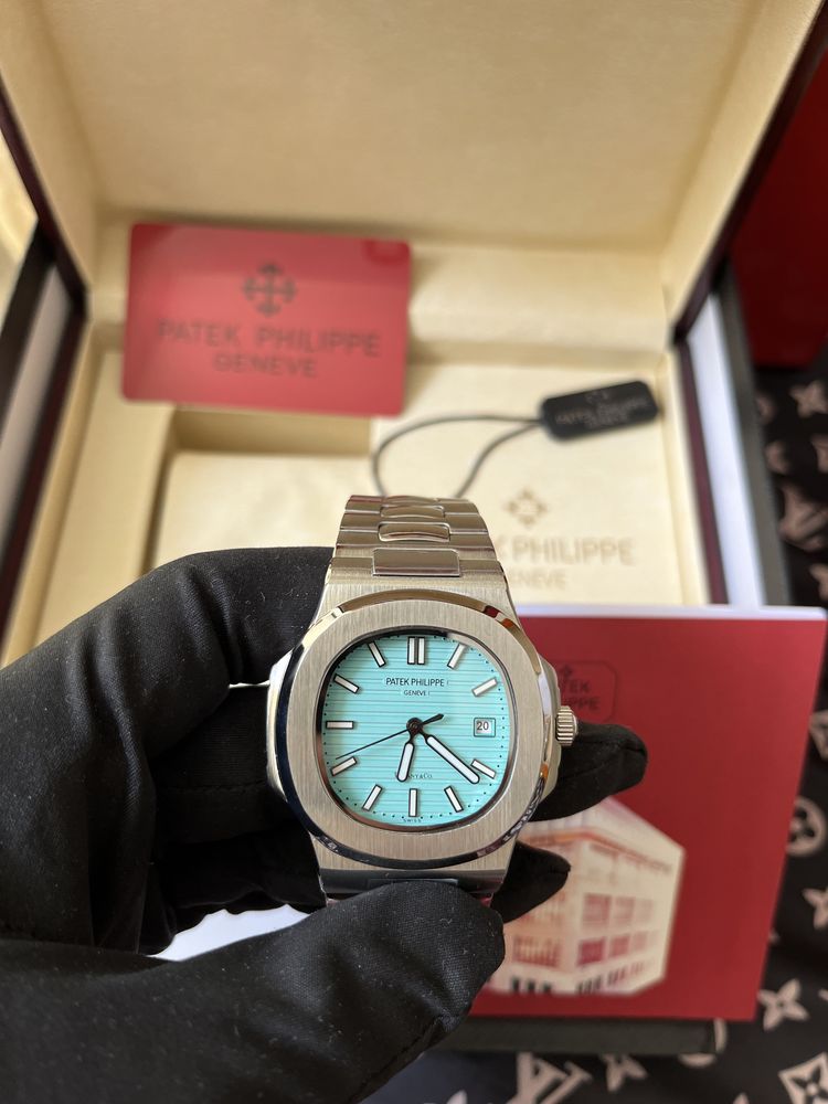 PP Nautilus 5711 Tiffany Dial