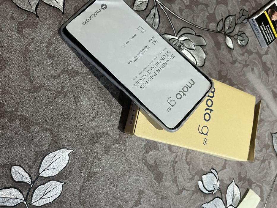 Телефон Motorola G05