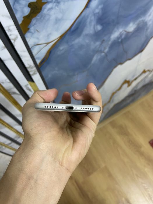 Iphone 8 64gb idal