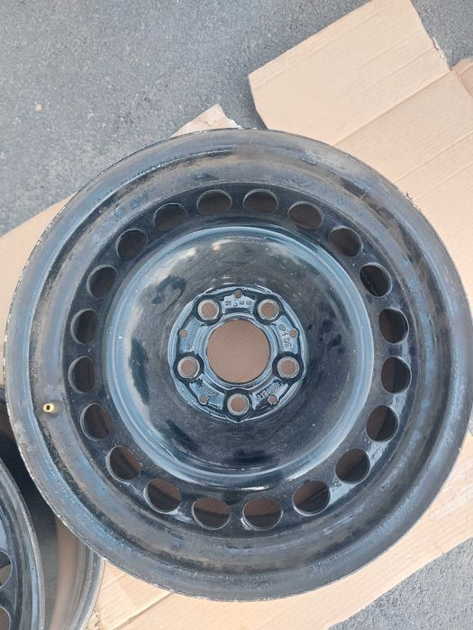 Стоманени джанти за мерцедес 16" с тасове