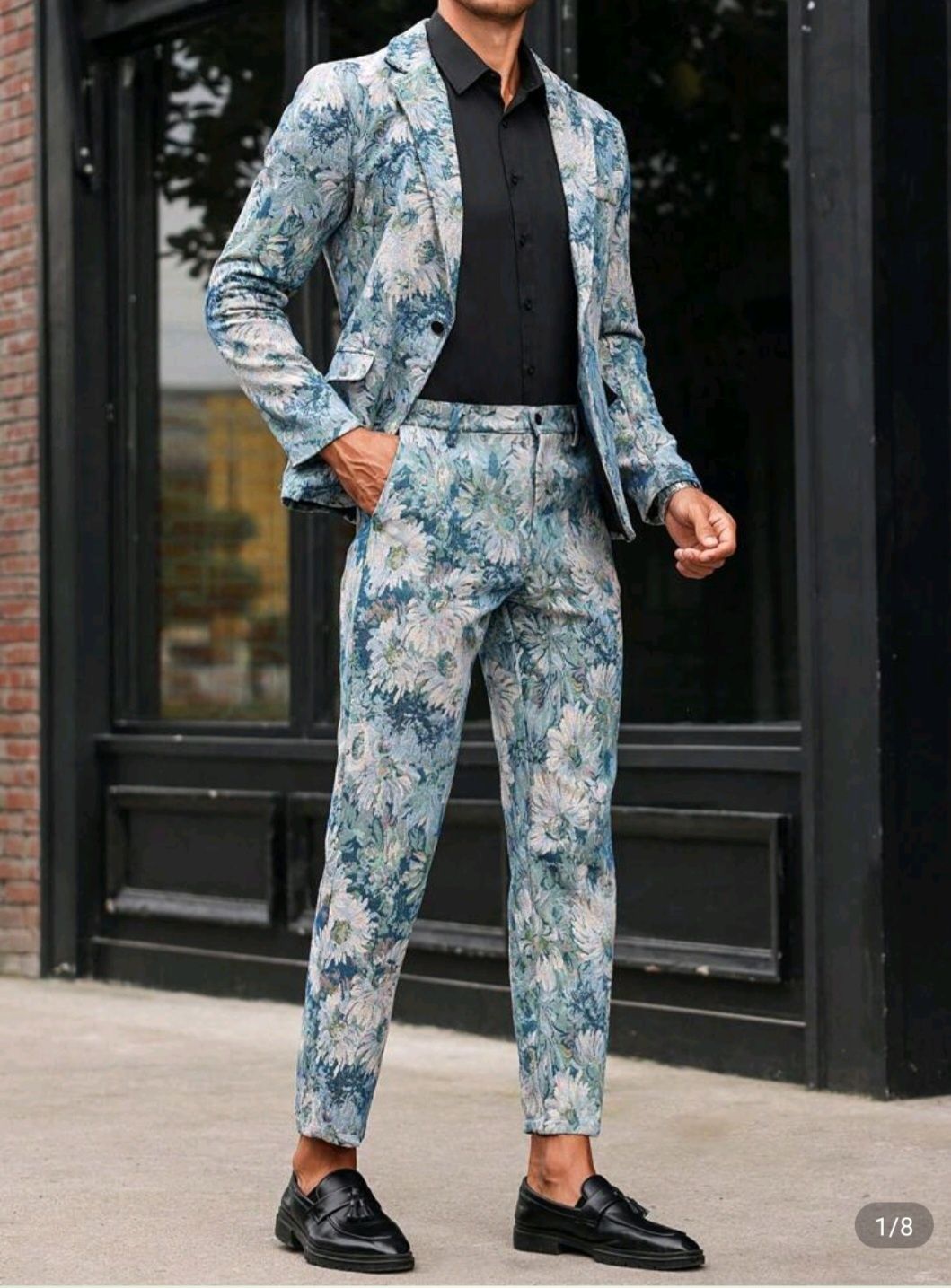 Costum floral pentru bărbați