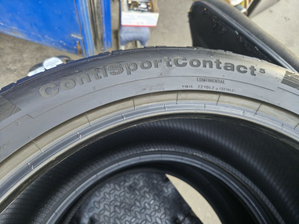 295-40-R22  Continental