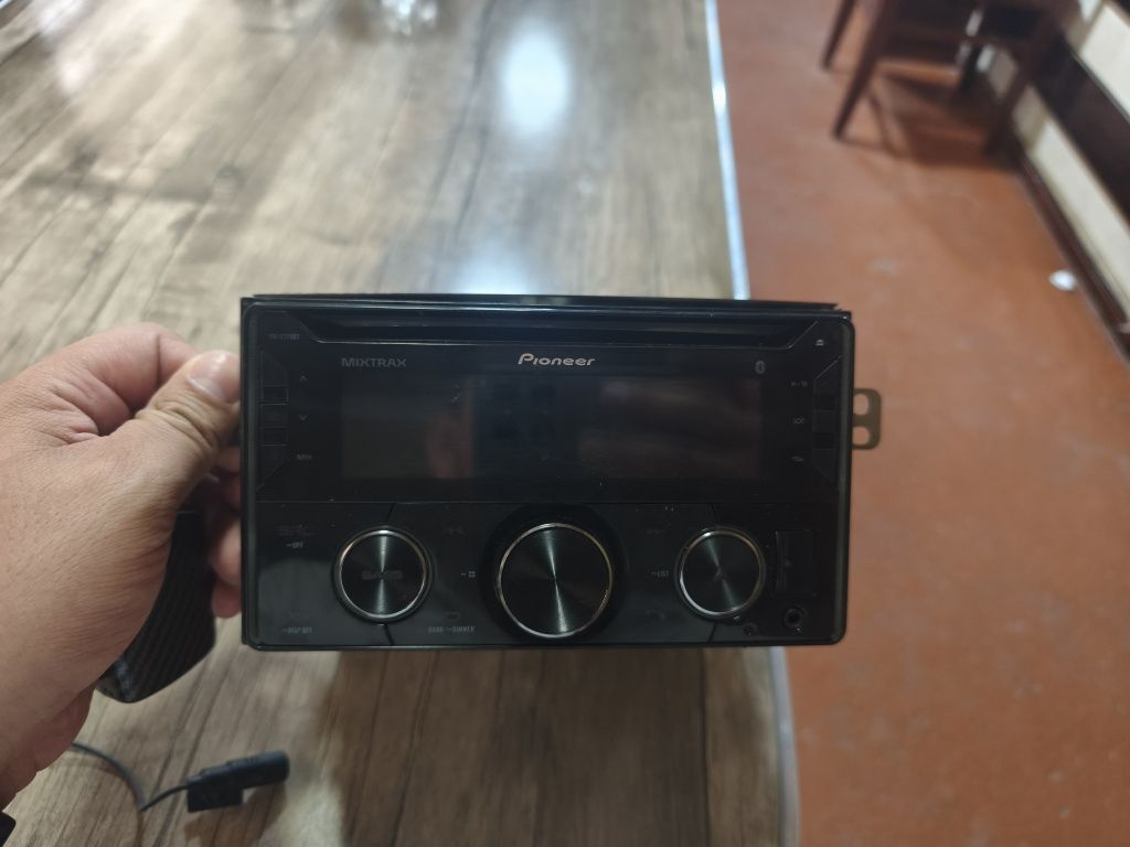 PIONEER 725 магнитофон сотилади холати идеал.