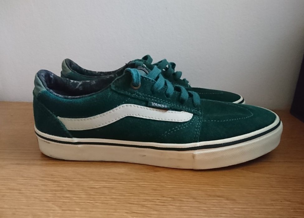 vans off the wall pro adidasi