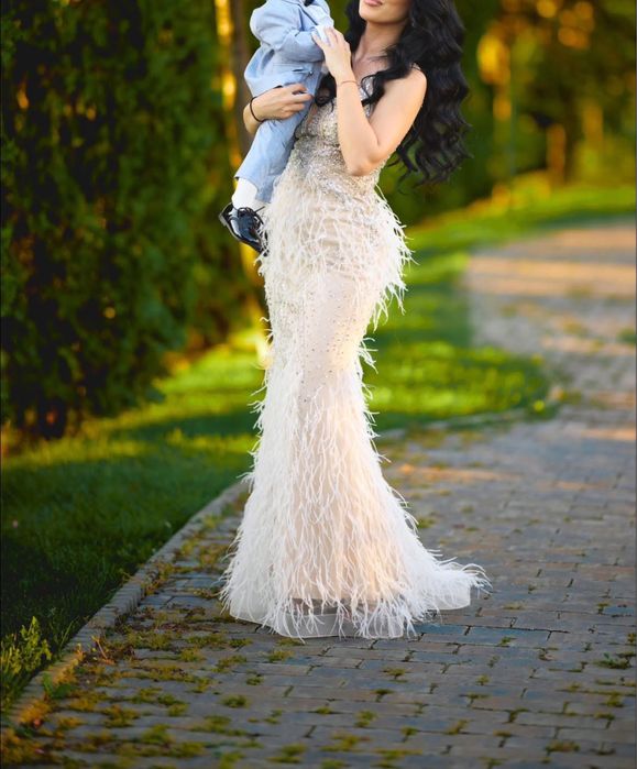 Rochie ocazie bijuterie