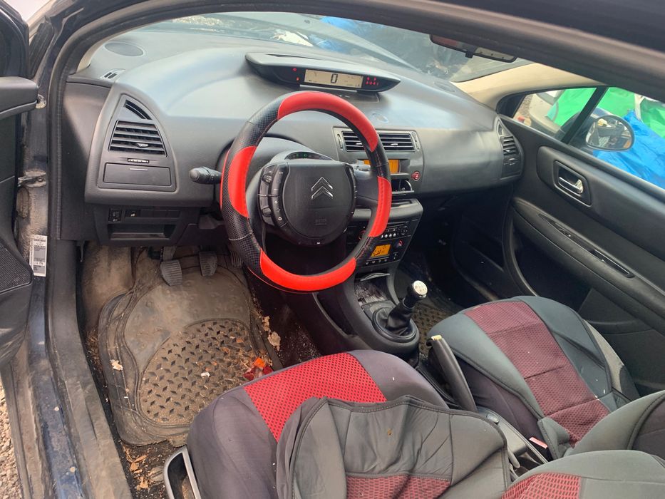 Citroen C4 1.6i 120кс 2010г