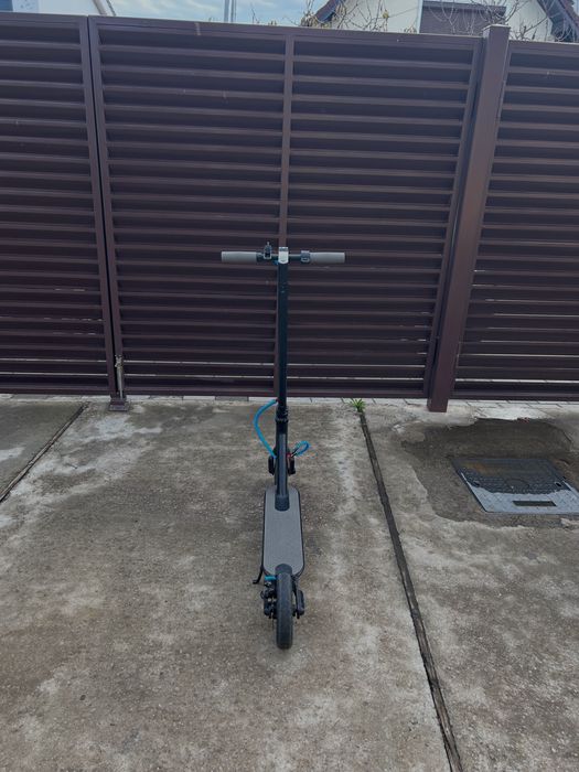 trotinetă electrică xiaomi m365 350W