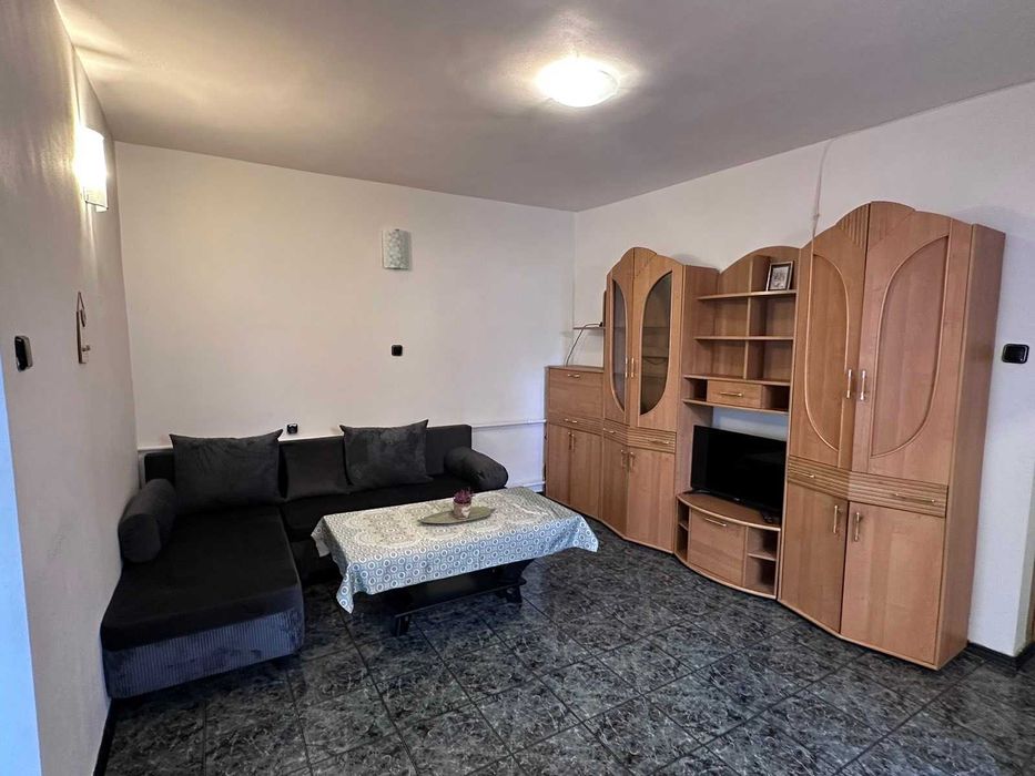 Дава се под наем Тристаен апартамент в София, Център - 70 кв.м за 435 € - Снимка #3