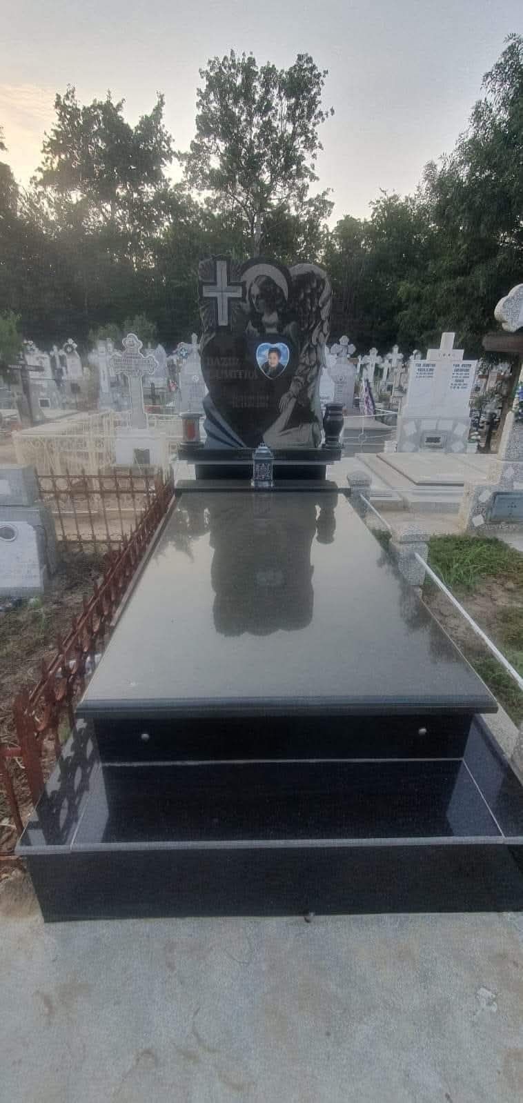 Cruci marmura granit constanta